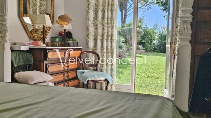 Image No.7-4 Bed House for sale