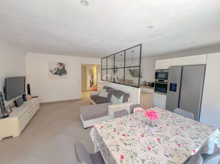 Image No.1-Appartement de 3 chambres à vendre à Antibes
