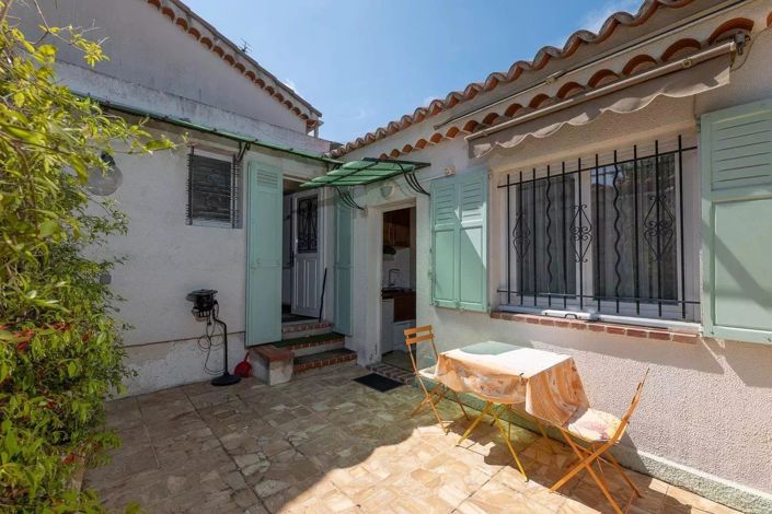 Image No.4-7 Bed House for sale