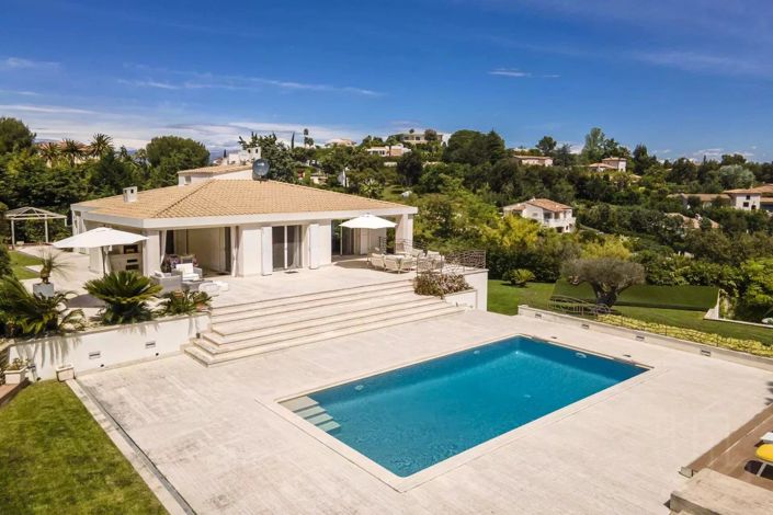 Image No.1-4 Bed House for sale