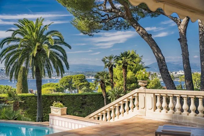 Image No.41-6 Bed House for sale