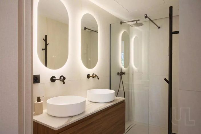 Image No.7-Propriété de 4 chambres à vendre à Cannes