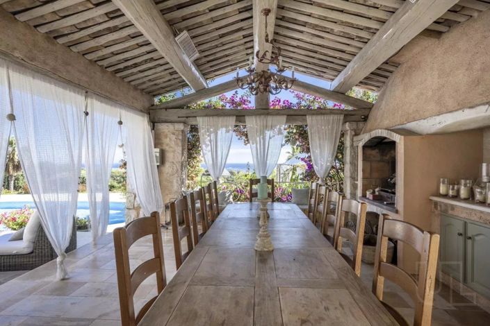 Image No.3-9 Bed House for sale