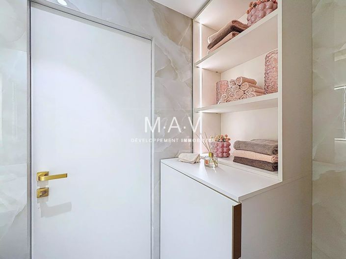 Image No.10-1 Bed Apartment for sale