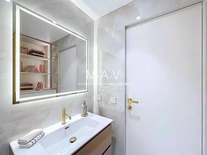 Image No.12-Appartement de 1 chambre à vendre à Nice