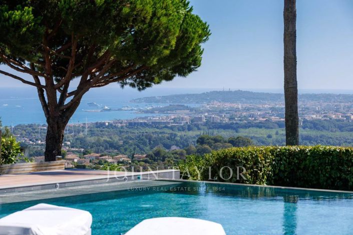 Image No.24-5 Bed House for sale