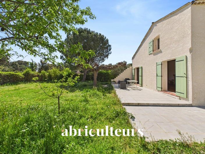 Image No.17-3 Bed House for sale