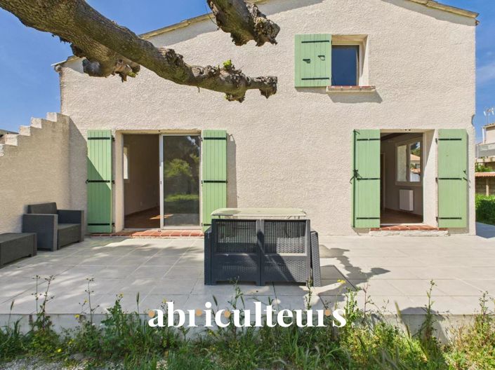 Image No.18-3 Bed House for sale