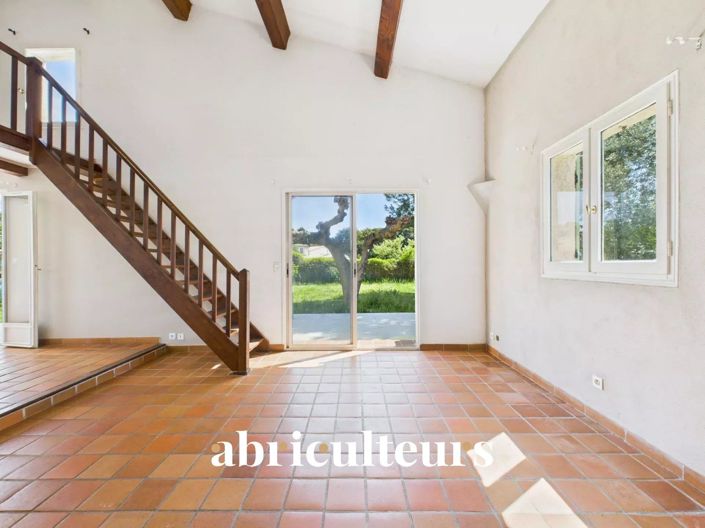 Image No.5-3 Bed House for sale