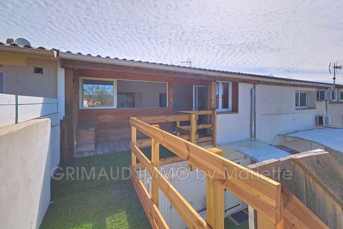 Image No.1-Appartement de 3 chambres à vendre à Grimaud