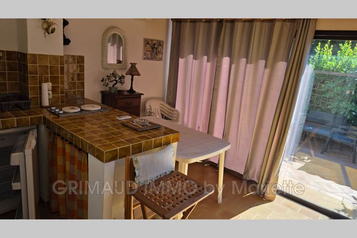 Image No.4-Appartement de 1 chambre à vendre à Grimaud