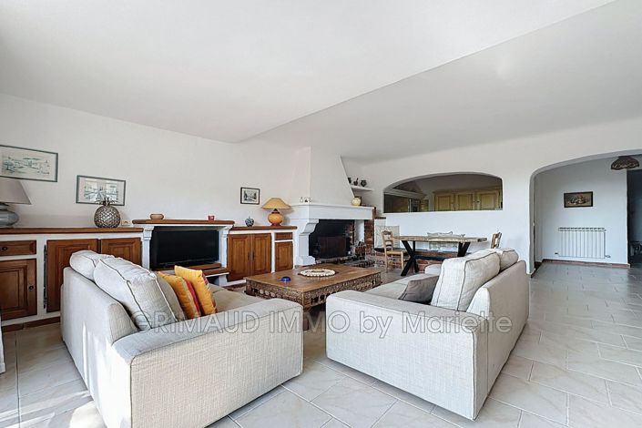 Image No.18-Maison de 6 chambres à vendre à Grimaud