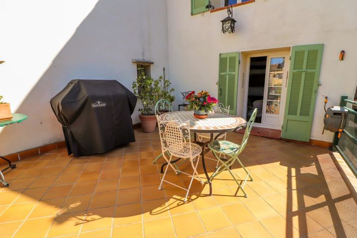 Image No.18-2 Bed House for sale