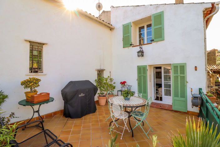 Image No.19-2 Bed House for sale