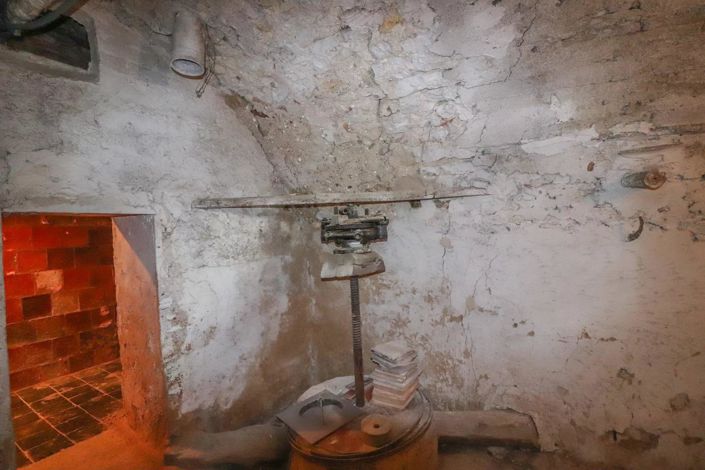 Image No.29-5 Bed House for sale