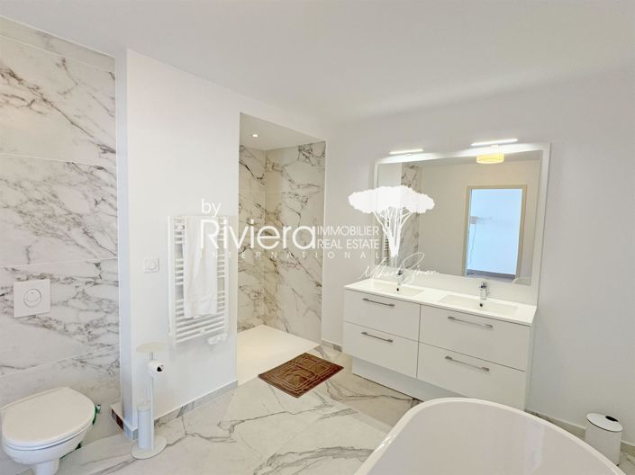 Image No.20-Appartement de 3 chambres à vendre à Cavalaire-sur-Mer