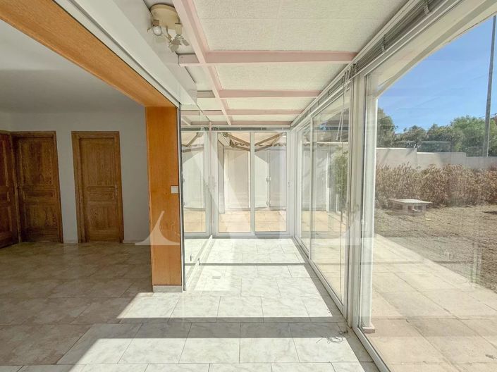 Image No.11-2 Bed House for sale