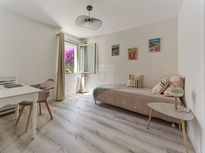 Image No.10-4 Bed House for sale