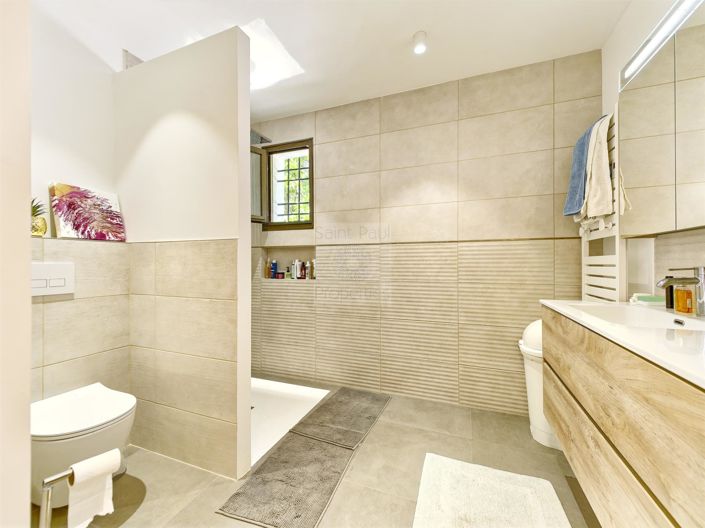 Image No.14-4 Bed House for sale