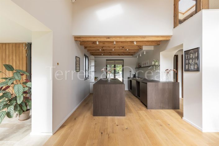 Image No.10-4 Bed House for sale