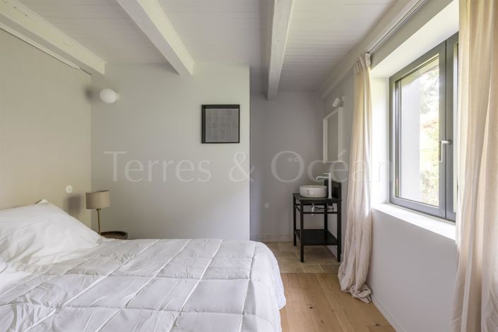 Image No.22-4 Bed House for sale