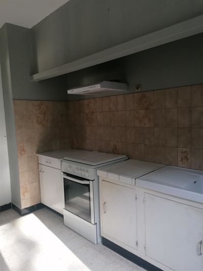 Image No.11-2 Bed House for sale