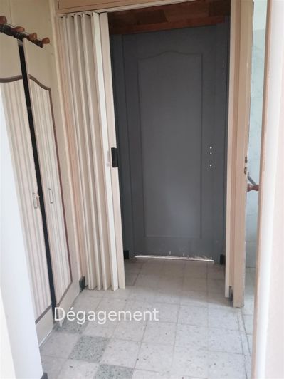 Image No.13-2 Bed House for sale