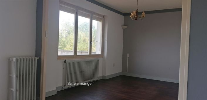 Image No.9-2 Bed House for sale