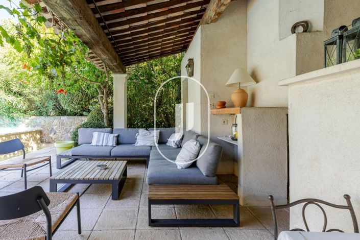 Image No.15-5 Bed House for sale