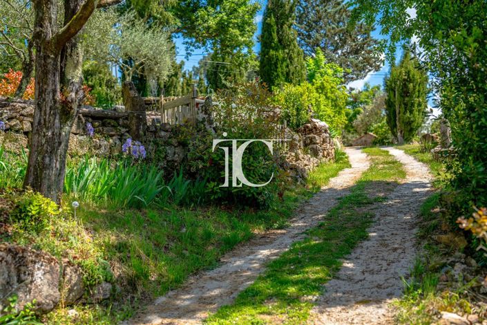 Image No.37-8 Bed House for sale