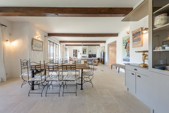 Image No.20-8 Bed House for sale