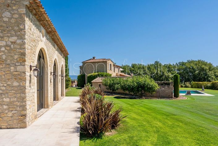 Image No.7-8 Bed House for sale