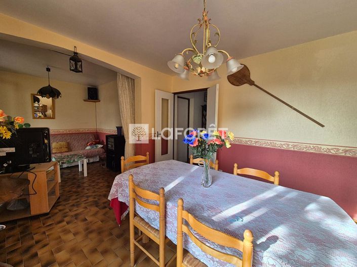 Image No.2-4 Bed House for sale