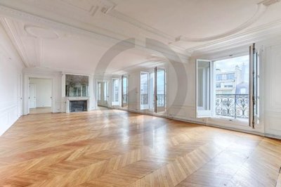 4 Bed Apartment for sale