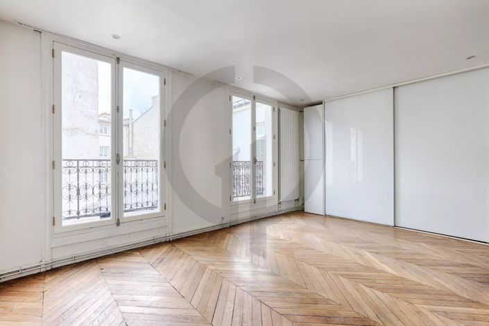 Image No.21-4 Bed Apartment for sale