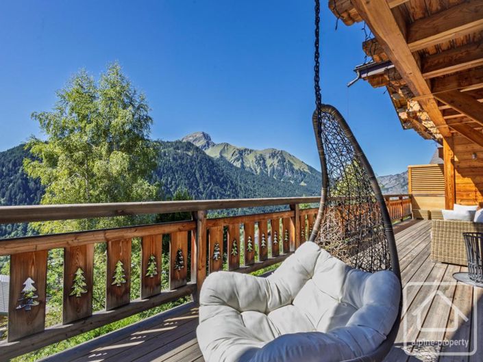 Image No.3-5 Bed Property for sale