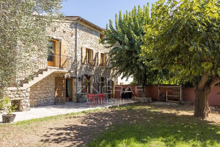 Image No.3-Maison de 4 chambres à vendre à Grasse