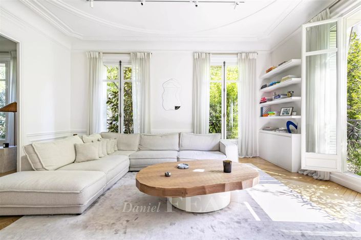 Image No.3-4 Bed Apartment for sale