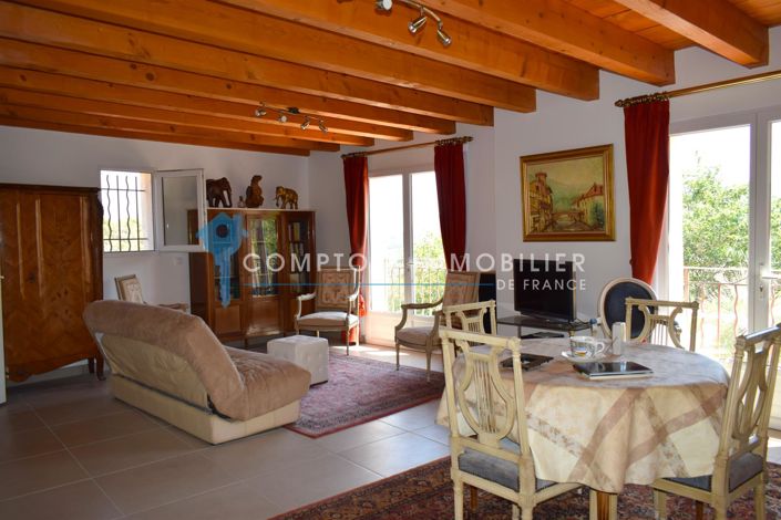 Image No.7-3 Bed House for sale