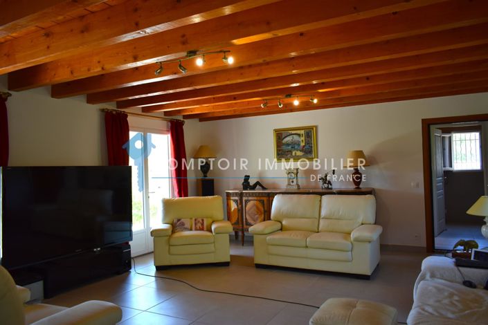 Image No.8-3 Bed House for sale