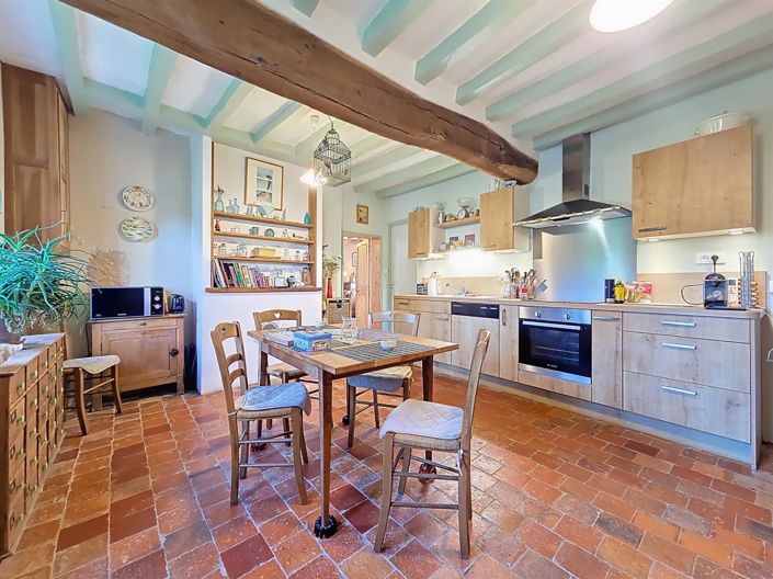 Image No.17-3 Bed House for sale