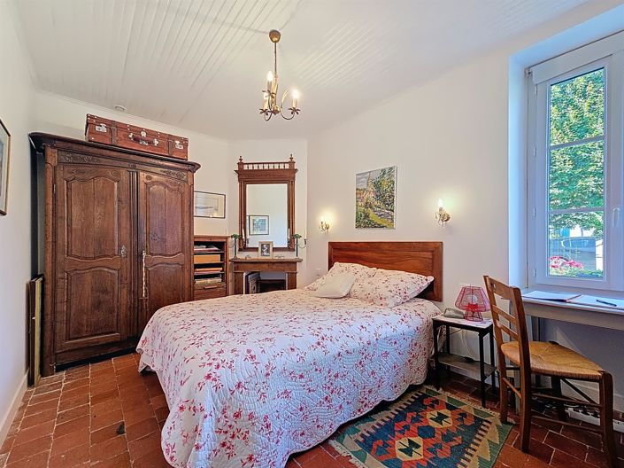 Image No.21-3 Bed House for sale