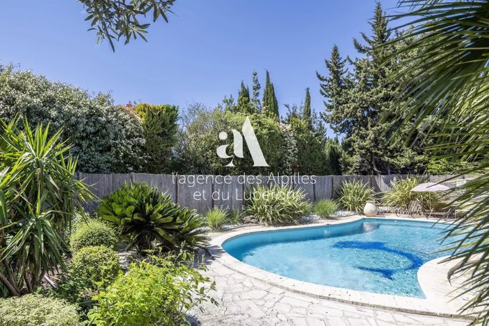 Image No.2-4 Bed House for sale