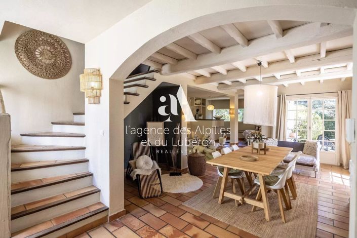 Image No.7-4 Bed House for sale