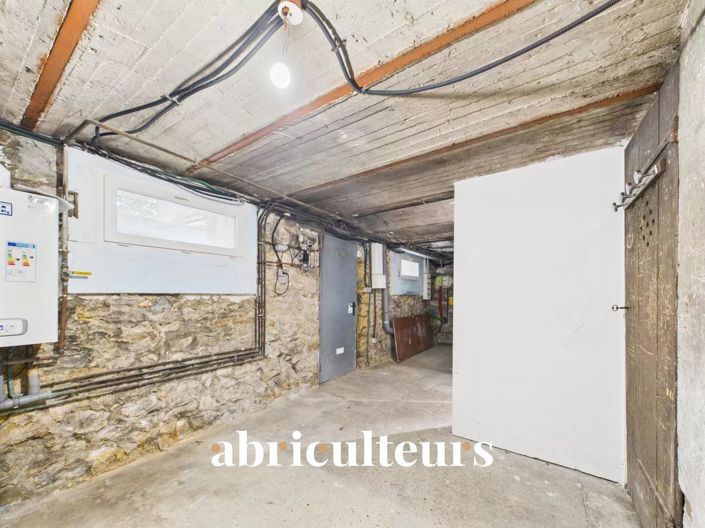 Image No.21-4 Bed House for sale