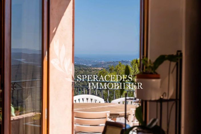 Image No.8-4 Bed House for sale