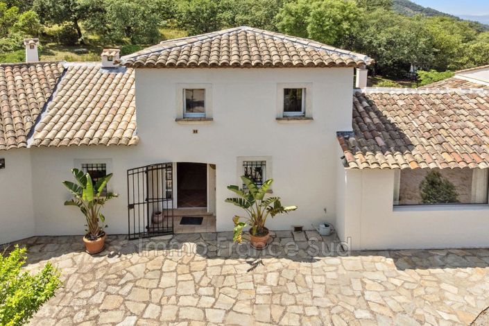 Image No.12-5 Bed House for sale