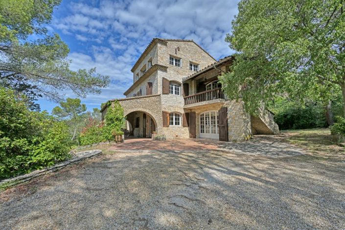 Image No.1-4 Bed House for sale