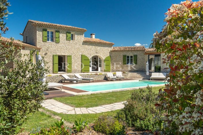 Image No.2-4 Bed House for sale