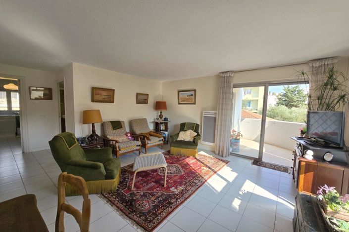 Image No.9-3 Bed Apartment for sale